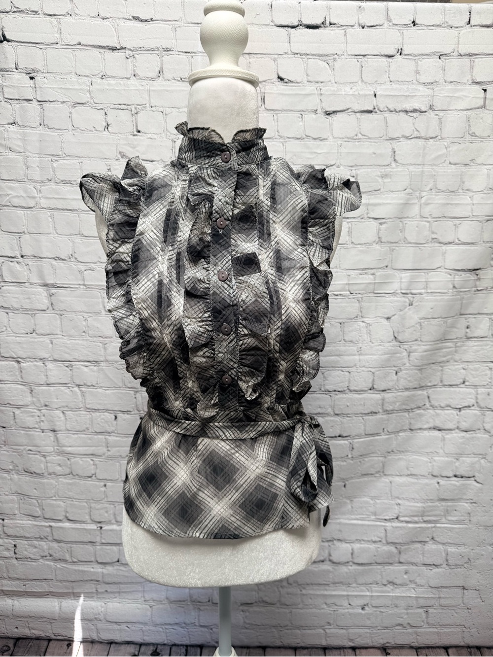 Urban Behavior Grey,Black& off White Ruffled Plaid Sleeveless Blouse